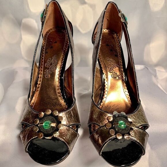 PEWTER HAMMERED METALLIC PEEP TOE w 4” HEEL S-9.5 - Picture 2 of 5